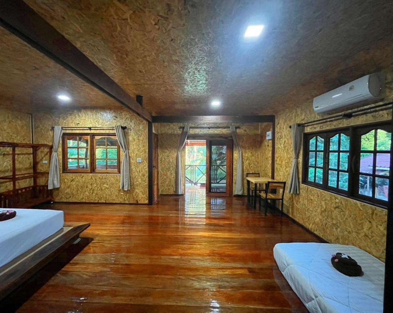 Koh Jum Home Stay ภายนอก รูปภาพ