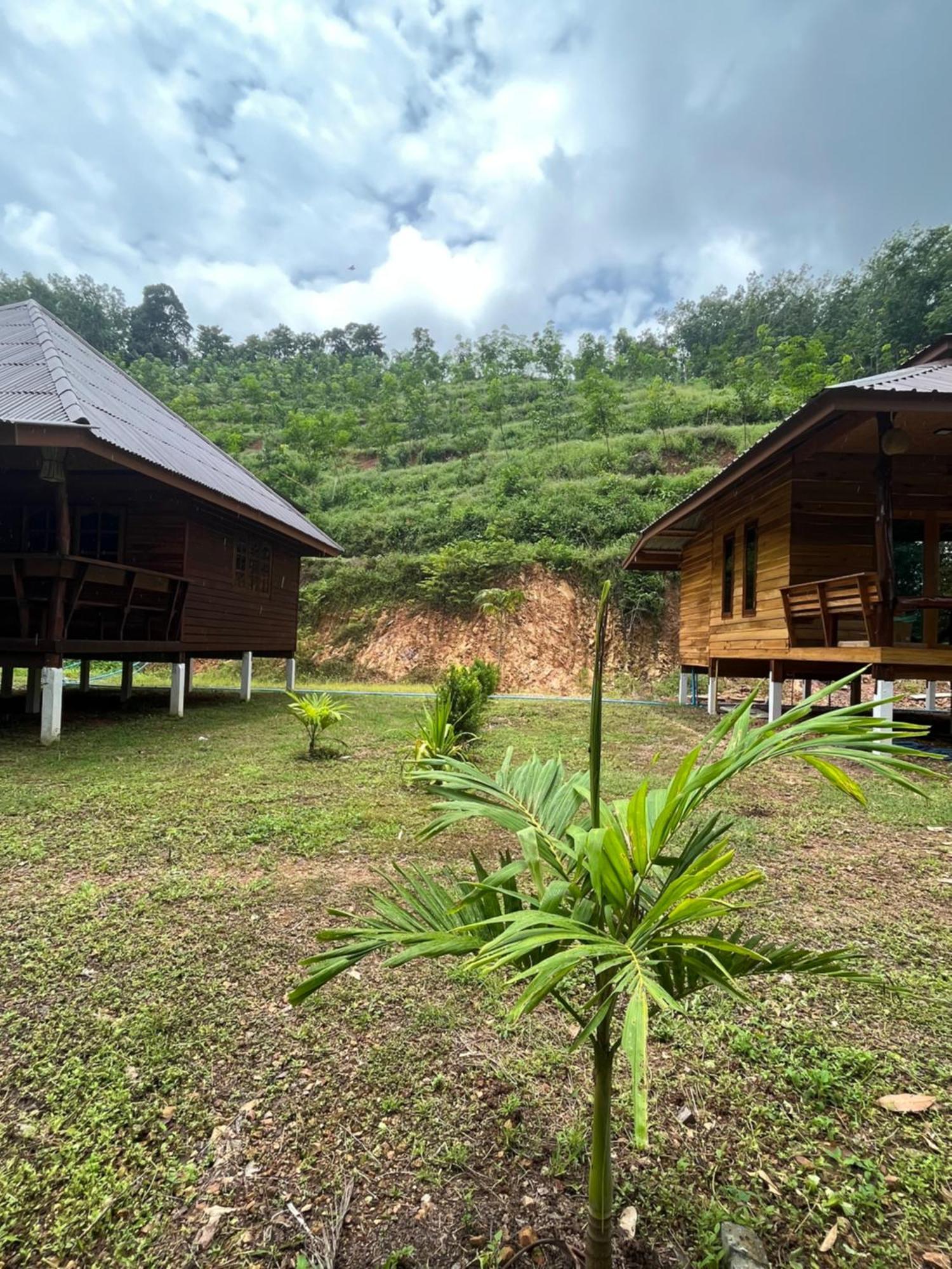 Koh Jum Home Stay ภายนอก รูปภาพ