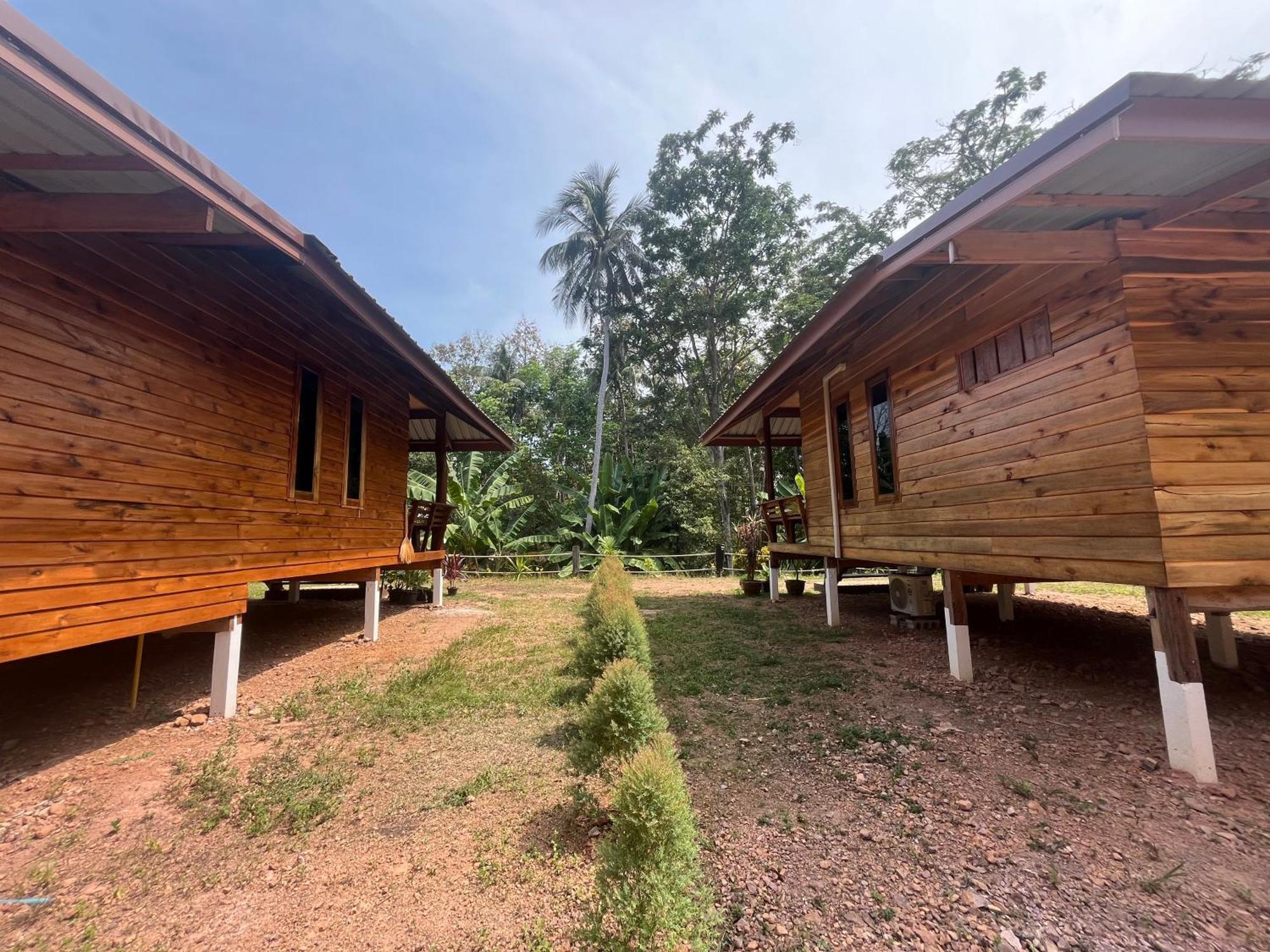 Koh Jum Home Stay ภายนอก รูปภาพ