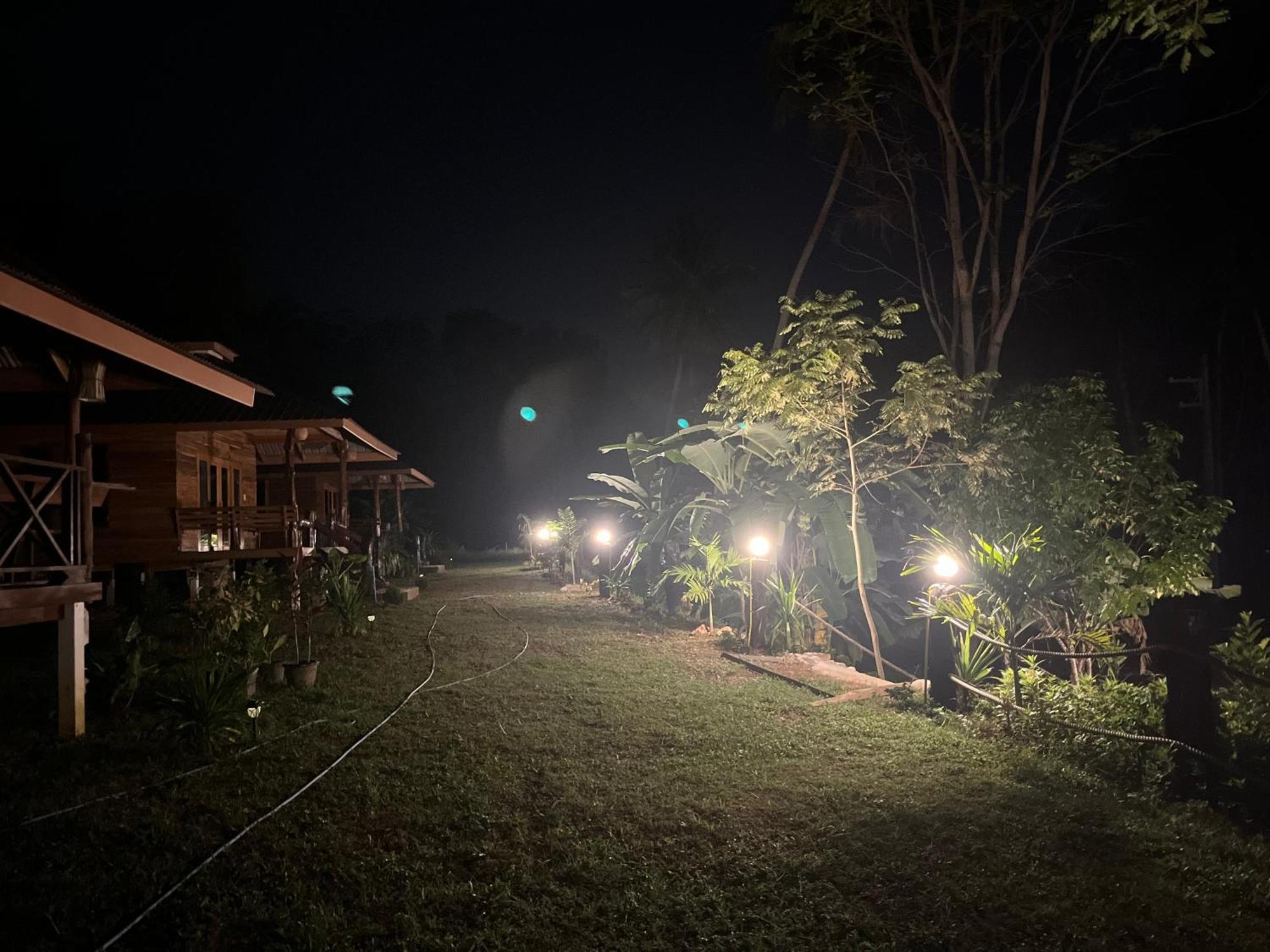 Koh Jum Home Stay ภายนอก รูปภาพ