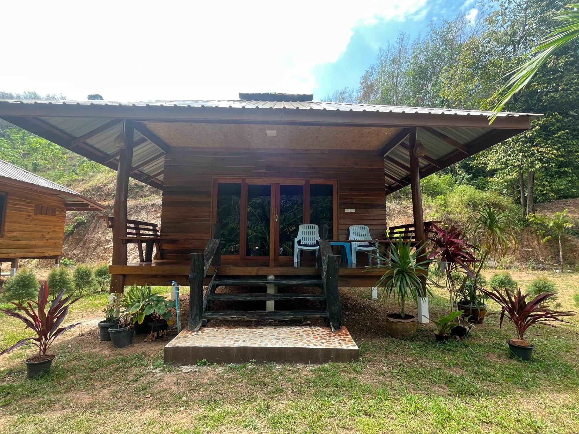 Koh Jum Home Stay ภายนอก รูปภาพ