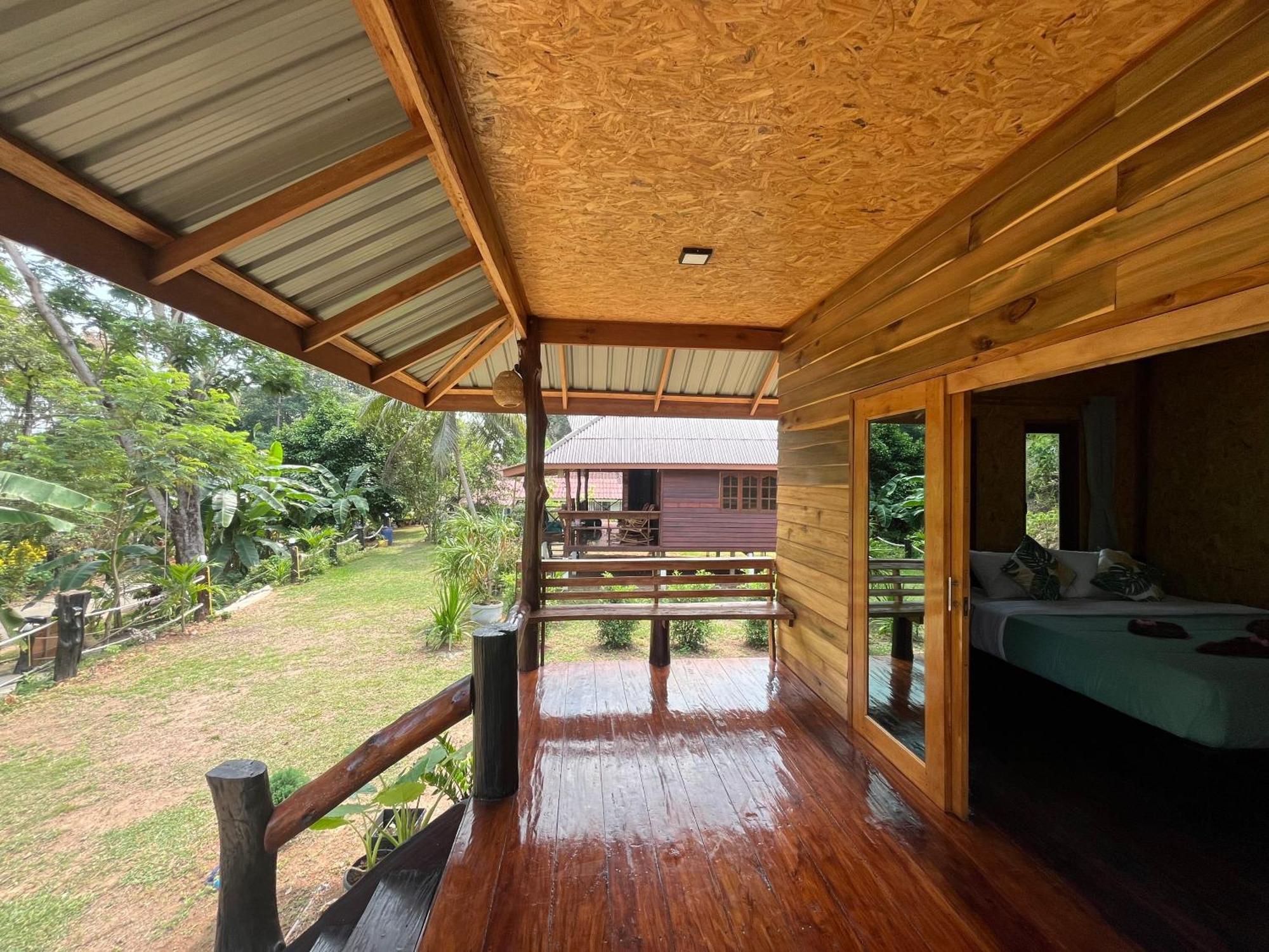 Koh Jum Home Stay ภายนอก รูปภาพ